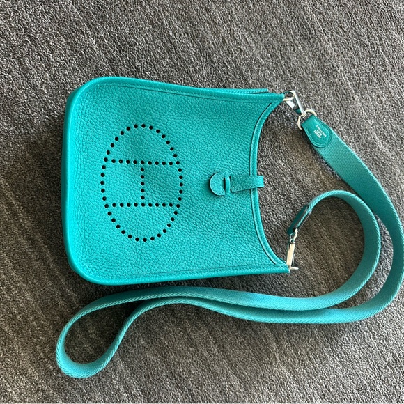 Hermes Leather Crossbody - Picture 2 of 6